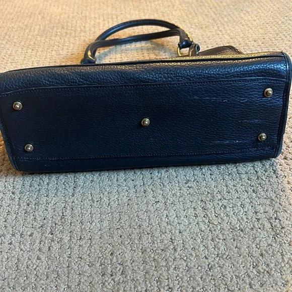 Dooney and Bourke black leather purse - Picture 3 of 6